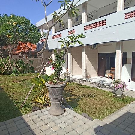 Pondok Nuri Homestay 2 Санур Екстер'єр фото