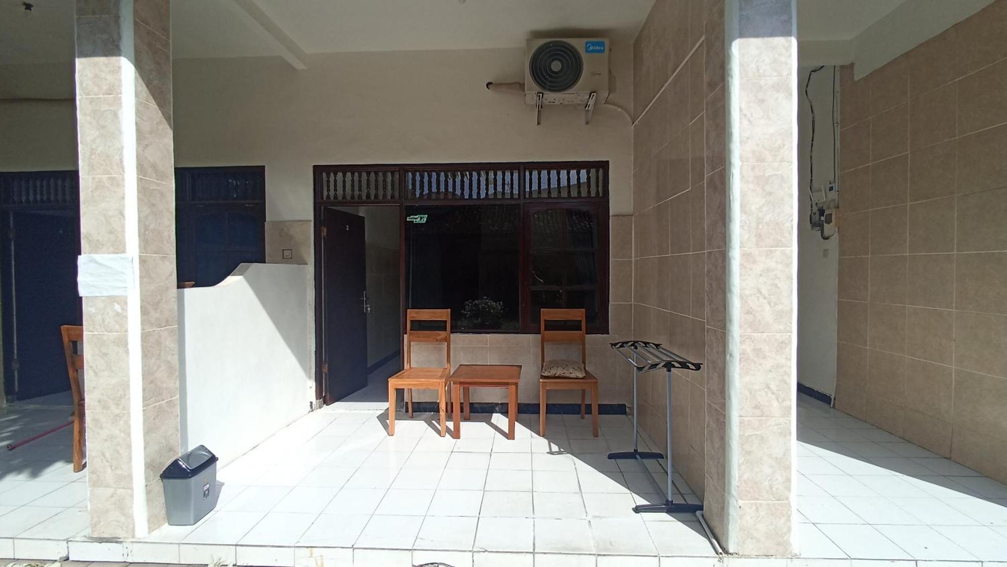 Pondok Nuri Homestay 2 Санур Екстер'єр фото